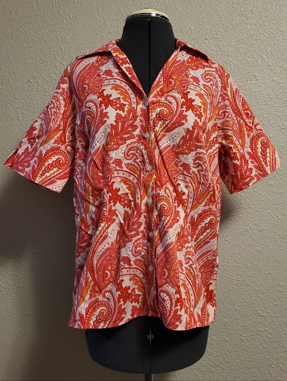 Land's End Pink/Red/Orange/White Paisley Button-Up Top Size 12